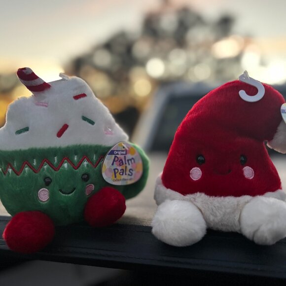 NWT Palm Pals Christmas Buddies Stuffies - Picture 1 of 4